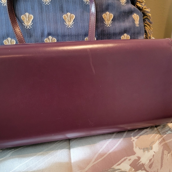 Louis Vuitton Purple Epi Madeleine Cassis Leather PM Handbag - Picture 5 of 11